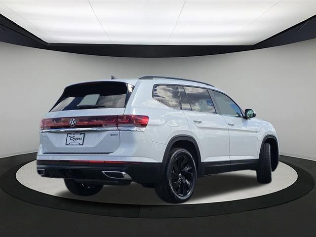 new 2026 Volkswagen Atlas car, priced at $48,459