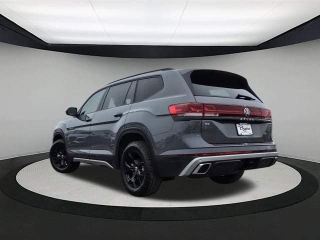new 2025 Volkswagen Atlas car, priced at $48,296