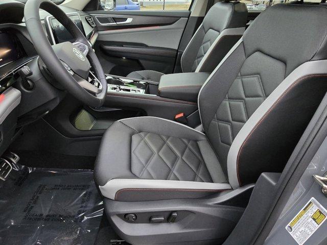 new 2025 Volkswagen Atlas car, priced at $48,296