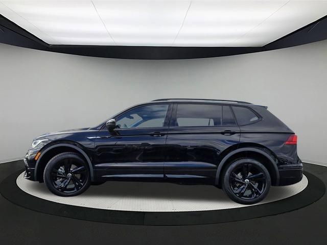 new 2024 Volkswagen Tiguan car, priced at $36,952