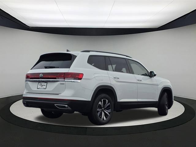 new 2025 Volkswagen Atlas car, priced at $41,143
