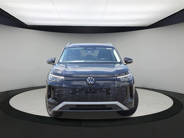 new 2025 Volkswagen Tiguan car, priced at $31,499