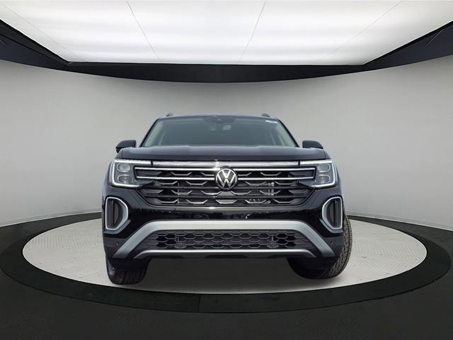 new 2025 Volkswagen Atlas car, priced at $48,481