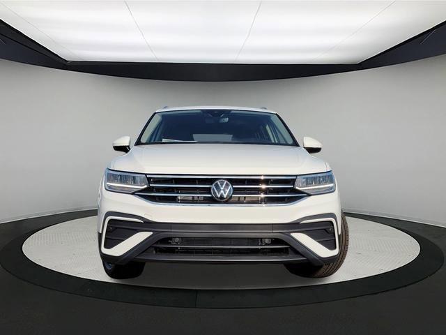 new 2024 Volkswagen Tiguan car, priced at $33,639