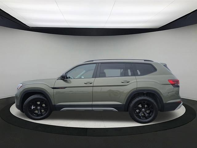 new 2025 Volkswagen Atlas car, priced at $48,457
