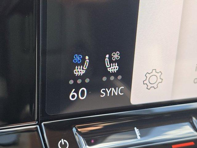 new 2026 Volkswagen Atlas car, priced at $50,486