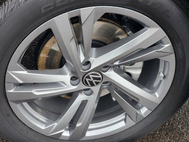 new 2024 Volkswagen Atlas Cross Sport car, priced at $50,369