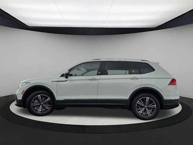 new 2024 Volkswagen Tiguan car, priced at $34,549