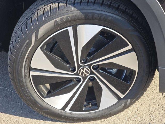 new 2025 Volkswagen Taos car, priced at $31,644