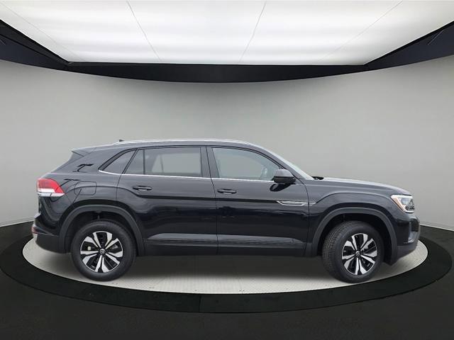 new 2026 Volkswagen Atlas Cross Sport car, priced at $40,898