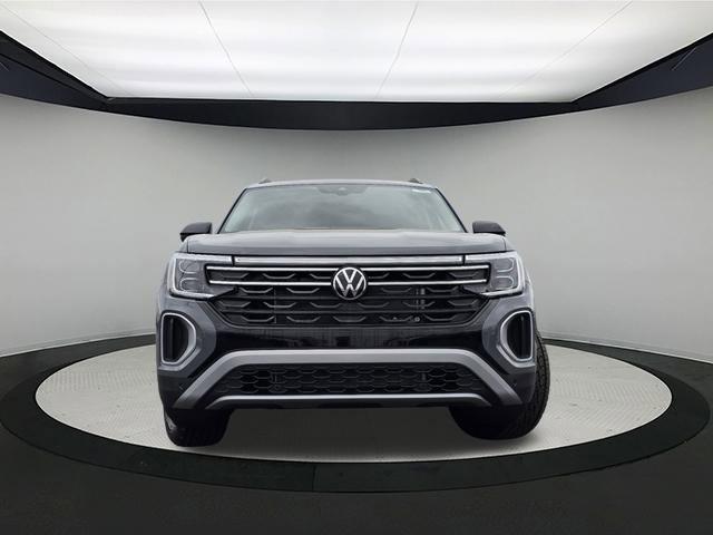 new 2025 Volkswagen Atlas car, priced at $48,296