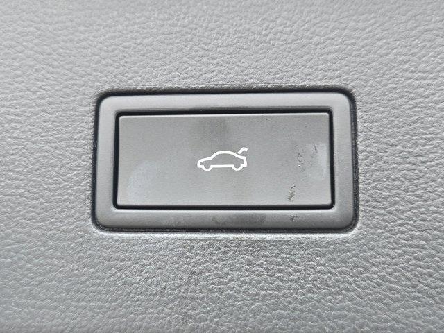 used 2025 Volkswagen Atlas car, priced at $48,992