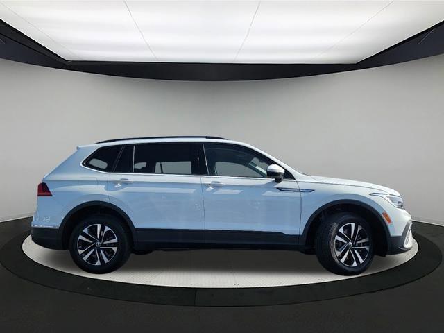 new 2024 Volkswagen Tiguan car, priced at $31,904