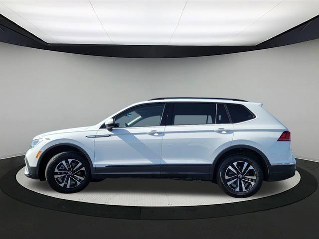 new 2024 Volkswagen Tiguan car, priced at $31,904