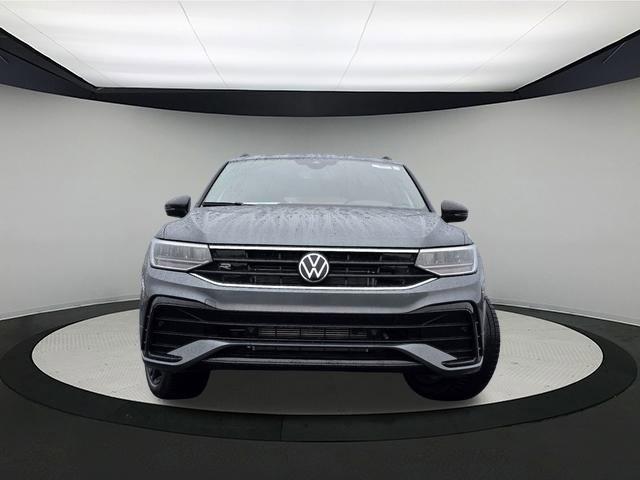 new 2024 Volkswagen Tiguan car, priced at $36,952