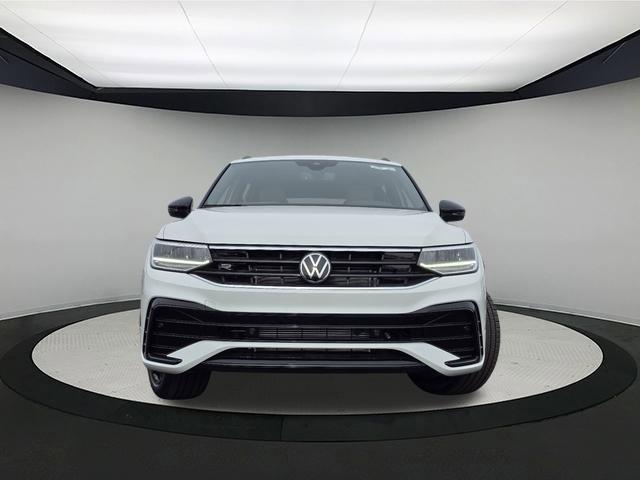 new 2024 Volkswagen Tiguan car, priced at $36,321