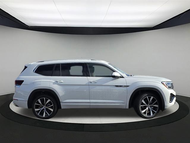 new 2026 Volkswagen Atlas car, priced at $55,768