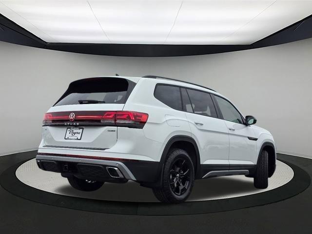 new 2024 Volkswagen Atlas car, priced at $47,694