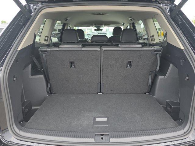 new 2025 Volkswagen Atlas car, priced at $45,295