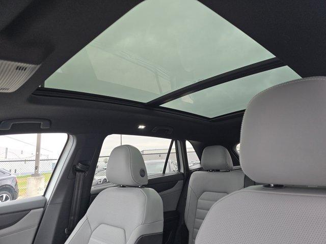 new 2026 Volkswagen Atlas Cross Sport car, priced at $51,875