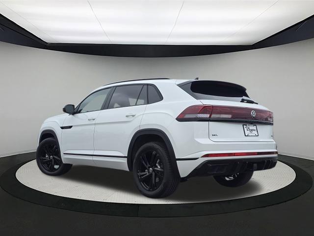 new 2026 Volkswagen Atlas Cross Sport car, priced at $51,875