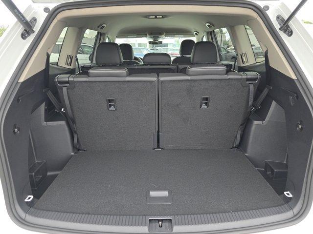 new 2025 Volkswagen Atlas car, priced at $41,006