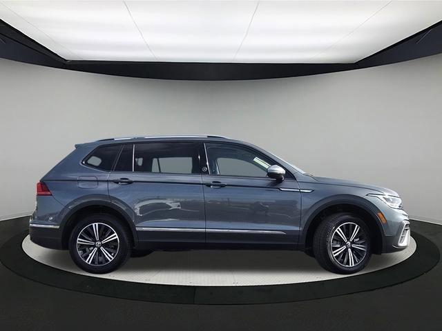 new 2024 Volkswagen Tiguan car, priced at $33,040