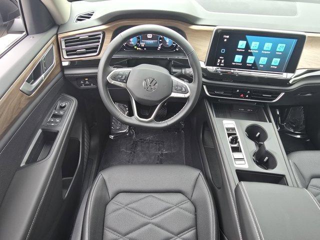 new 2025 Volkswagen Atlas car, priced at $40,773