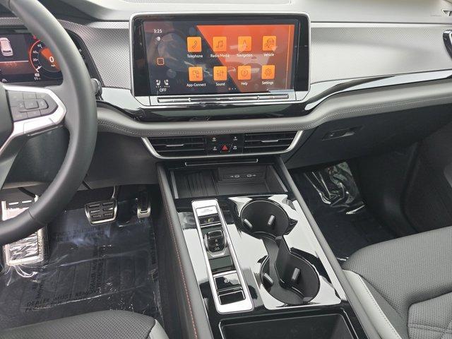 new 2025 Volkswagen Atlas car, priced at $49,649
