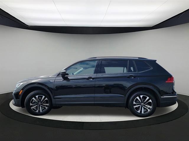 new 2024 Volkswagen Tiguan car, priced at $31,305