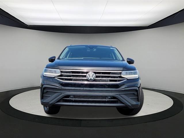 new 2024 Volkswagen Tiguan car, priced at $31,305