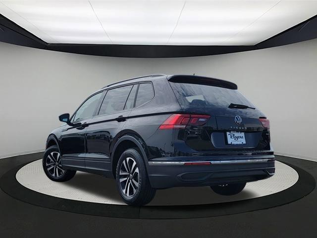 new 2024 Volkswagen Tiguan car, priced at $31,305