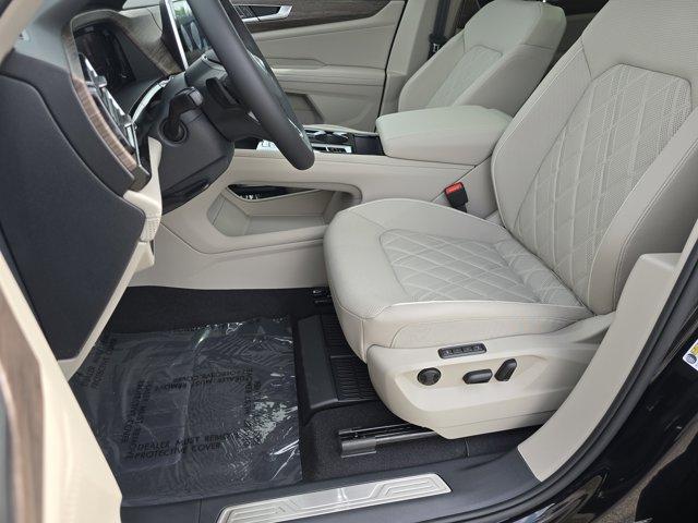 new 2025 Volkswagen Atlas car, priced at $54,193