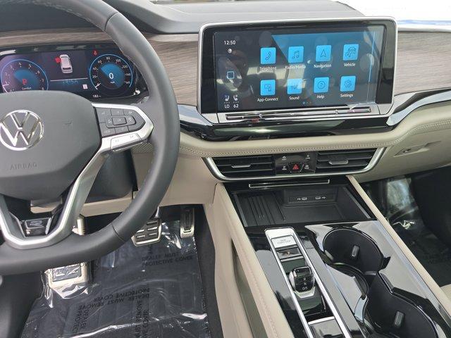 new 2025 Volkswagen Atlas car, priced at $54,193