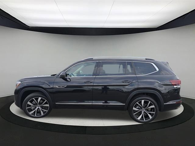 new 2025 Volkswagen Atlas car, priced at $54,193