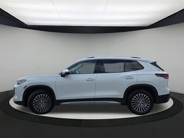 new 2025 Volkswagen Tiguan car, priced at $33,088