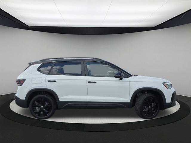 new 2025 Volkswagen Taos car, priced at $32,090