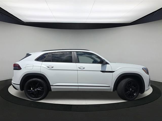 new 2025 Volkswagen Atlas Cross Sport car, priced at $50,033