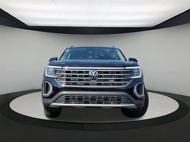 new 2024 Volkswagen Atlas car, priced at $44,440