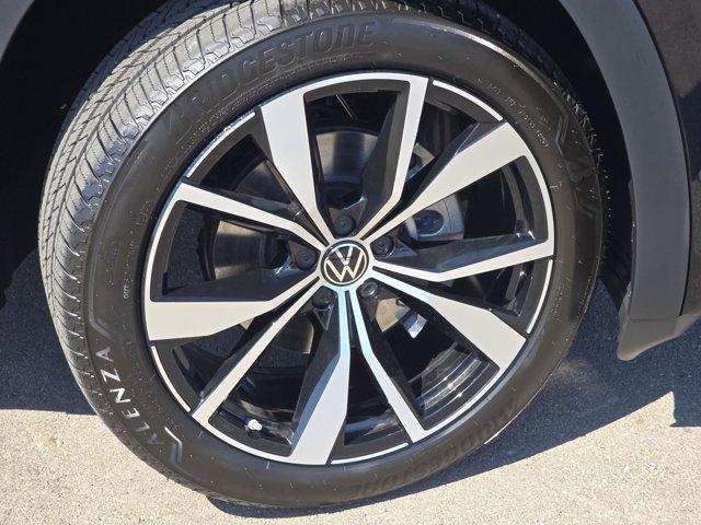 new 2026 Volkswagen Atlas car, priced at $55,331
