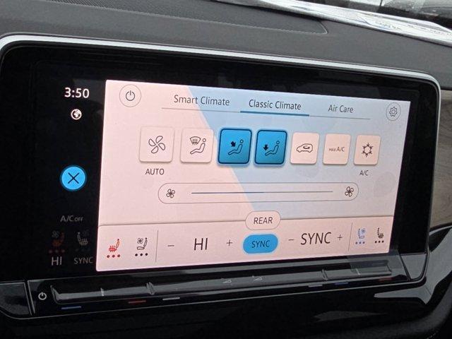 new 2025 Volkswagen Atlas car, priced at $45,963