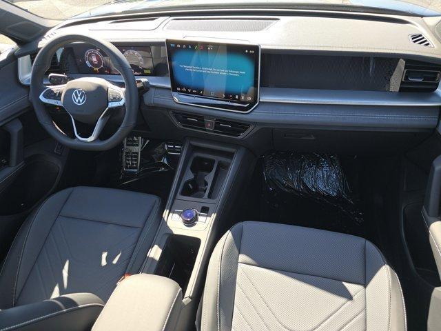 new 2025 Volkswagen Tiguan car, priced at $38,937