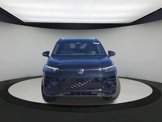 new 2025 Volkswagen Tiguan car, priced at $38,937