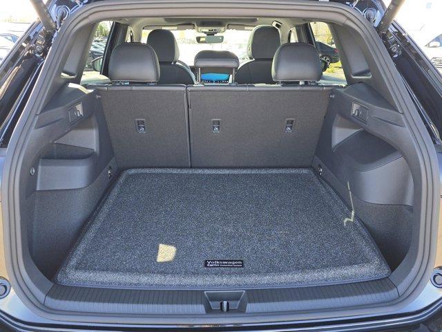 new 2025 Volkswagen Tiguan car, priced at $38,937
