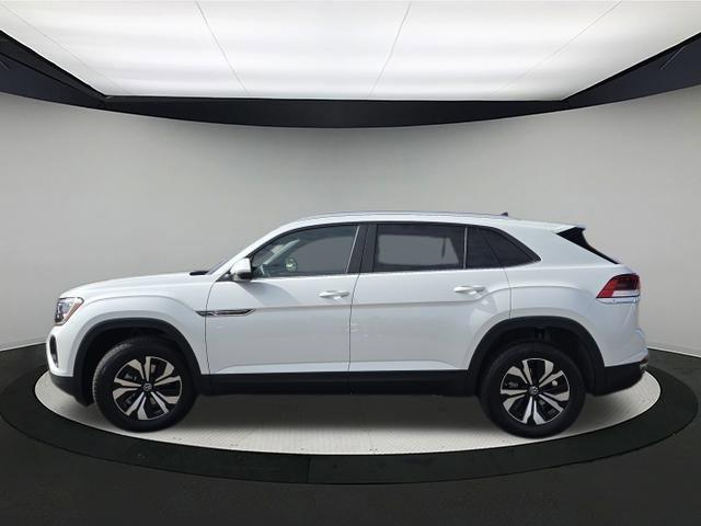 new 2026 Volkswagen Atlas Cross Sport car, priced at $41,705