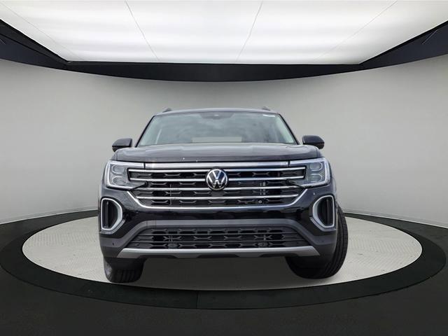 new 2025 Volkswagen Atlas car, priced at $45,573