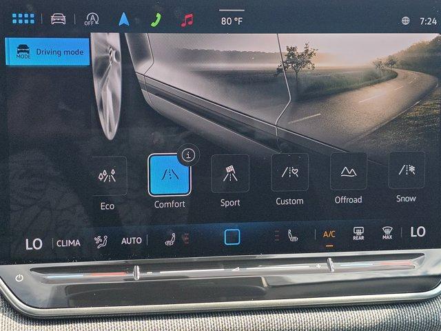 new 2025 Volkswagen Tiguan car, priced at $32,984