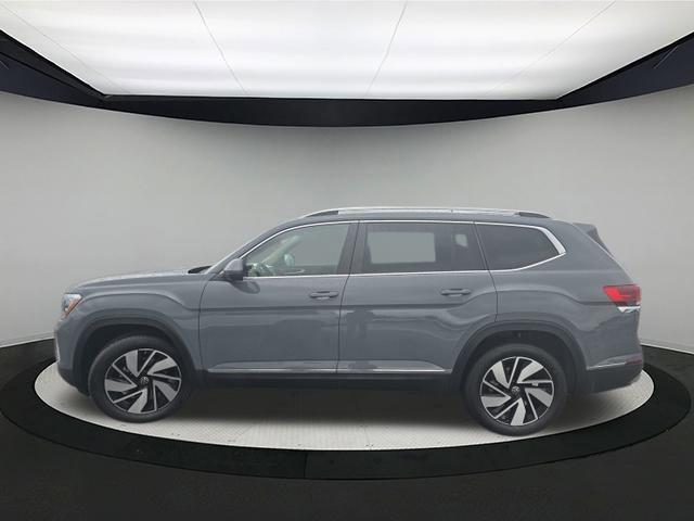 new 2025 Volkswagen Atlas car, priced at $50,336