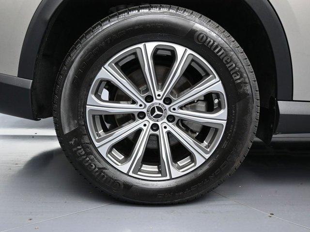 used 2024 Mercedes-Benz GLC 300 car, priced at $37,999