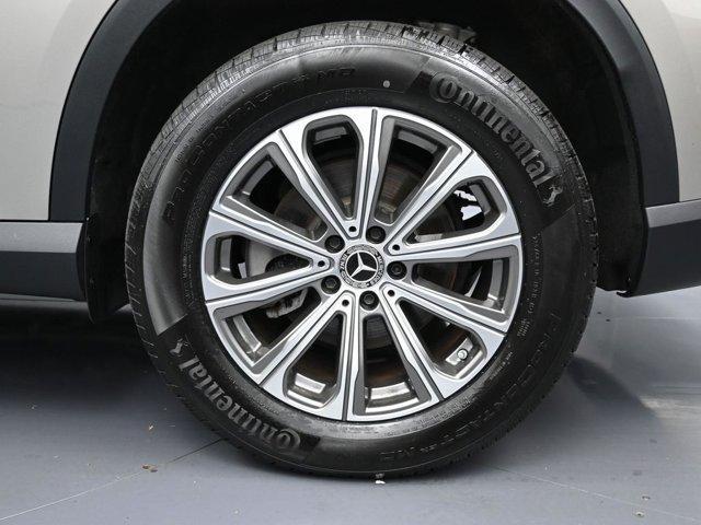 used 2024 Mercedes-Benz GLC 300 car, priced at $37,999
